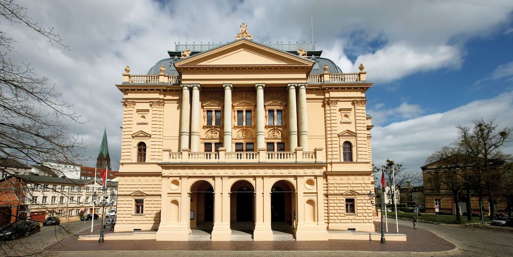 Mecklenburgisches Staatstheater Schwerin, Großes Haus © Silke Winkler