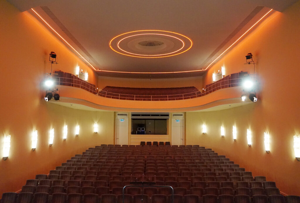 Theater Meißen. Zuschauerraum. Foto Holger May / Theater Meißen